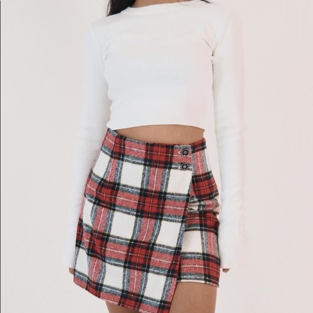 Rachel green plaid skirt, from crybaby